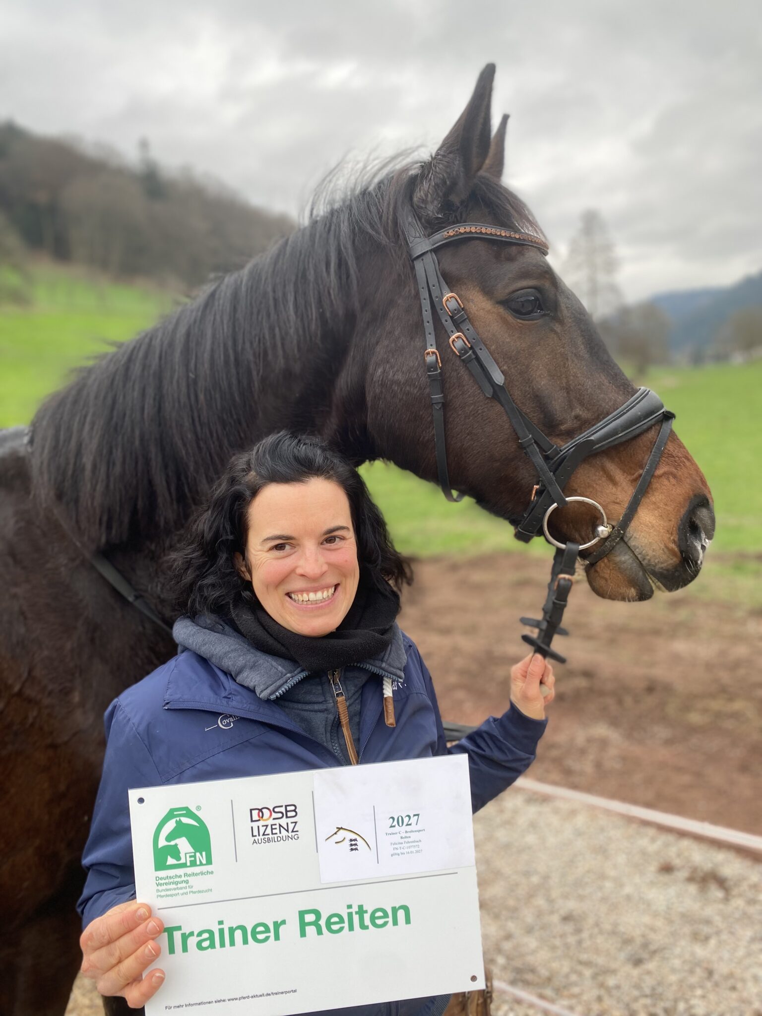 Wir gratulieren Felicitas zum Trainer C Reiten! – Kempfenhof